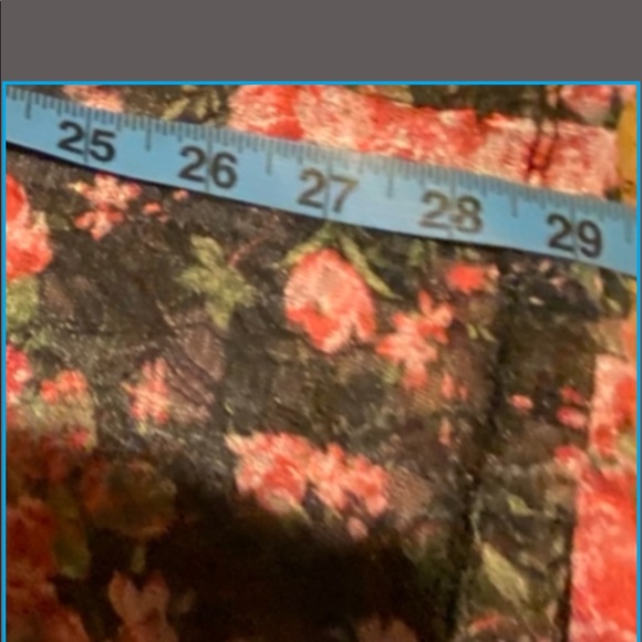 FLORAL LACE RACER BACK TOP - Picture 6 of 9